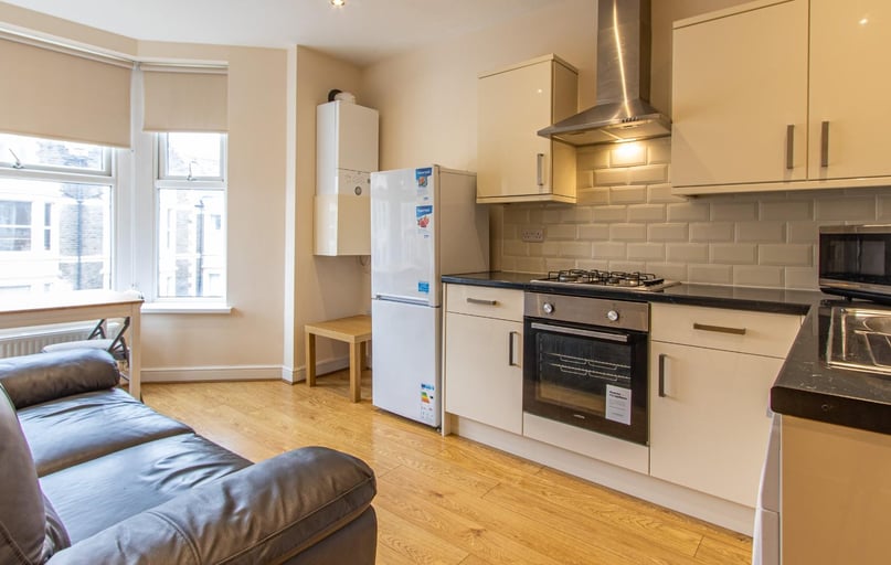 Colum Road, Cathays, Cardiff - Image 1